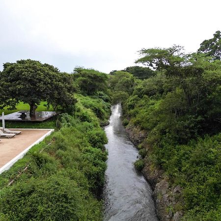 Kili Seasons Hotel Arusha Exterior photo