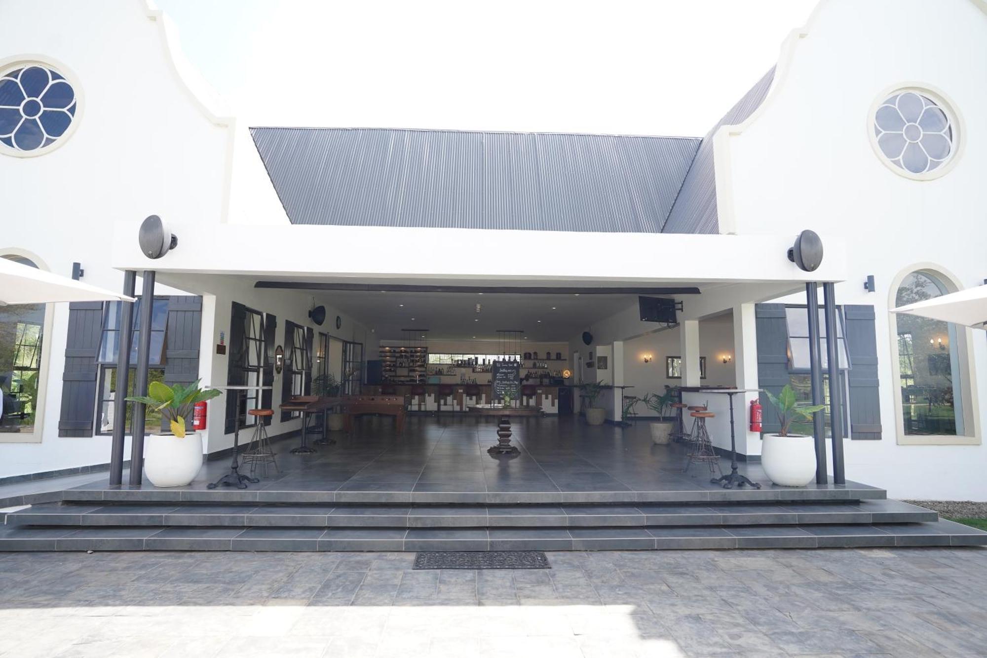 Kili Seasons Hotel Arusha Exterior photo